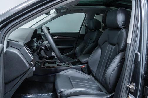 2025 Audi Q5 55 S line Premium Plus