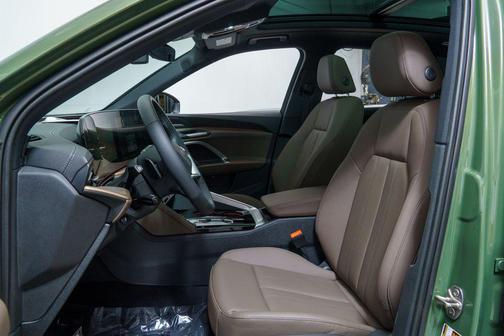 District Green Metallic 2026 Audi Q5 Premium Plus TFSI quattro S tronic