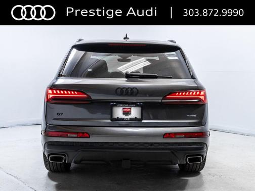 Samurai Gray Metallic 2026 Audi Q7 55 Premium Plus