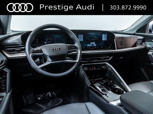 Florett Silver Metallic 2026 Audi Q5 Premium Plus TFSI quattro S tronic