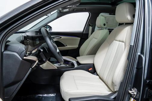 Daytona Gray Pearl Effect 2026 Audi Q5 Premium TFSI quattro S tronic