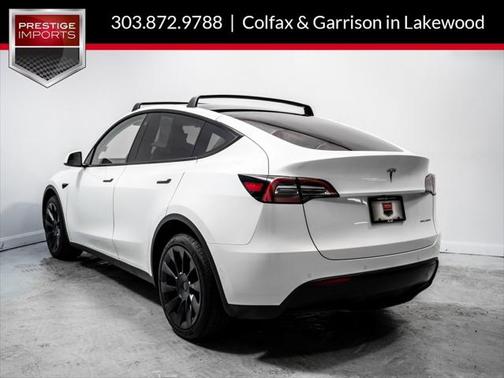 2022 Tesla Model Y Long Range Dual Motor All-Wheel Drive