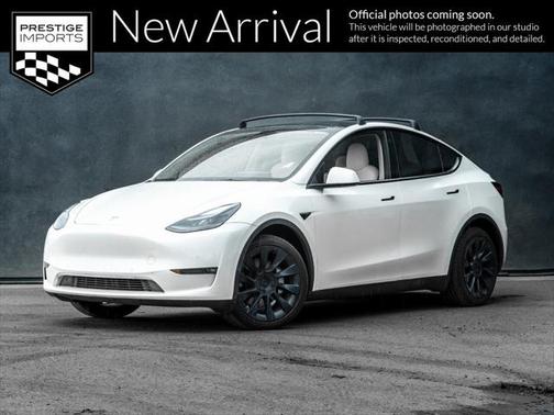 2022 Tesla Model Y Long Range Dual Motor All-Wheel Drive