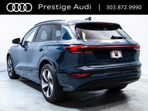 2025 Audi Q6 e-tron Prestige quattro