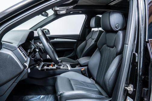 2025 Audi Q5 45 S line Premium