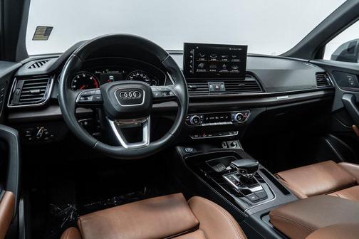 2022 Audi Q5 45 S line Premium