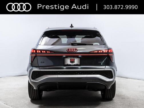 Daytona Gray Pearl Effect 2026 Audi Q3 TFSI quattro S tronic