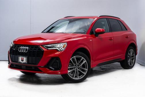 2024 Audi Q3 Premium 45 TFSI S line quattro Tiptronic