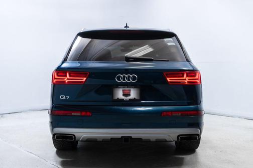 Blue 2019 Audi Q7 45 Premium Plus