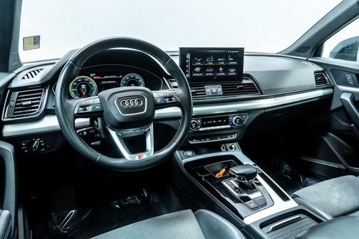 2021 Audi Q5 Premium Plus 55 TFSI e quattro S tronic