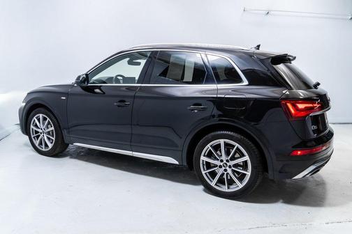 2021 Audi Q5 Premium Plus 55 TFSI e quattro S tronic
