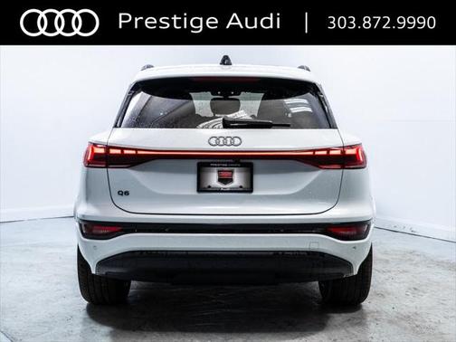 2025 Audi Q6 e-tron Premium Plus quattro