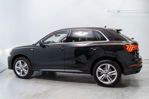 Mythos Black Metallic 2024 Audi Q3 45 S line Premium Plus