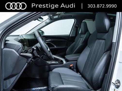 Glacier White Metallic 2025 Audi Q5 Premium Plus TFSI quattro S tronic