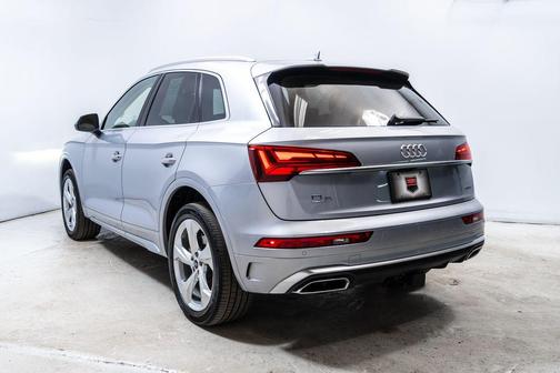 Florett Silver Metallic 2023 Audi Q5 45 S line Premium Plus