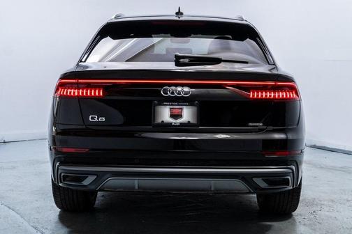 2022 Audi Q8 55 Premium Plus