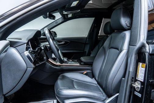 2022 Audi Q8 55 Premium Plus