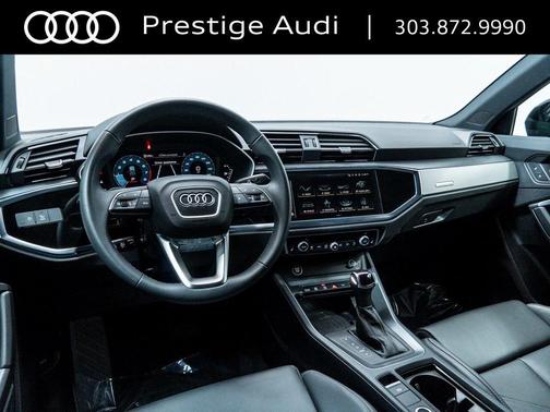 2024 Audi Q3 Premium 45 TFSI S line quattro Tiptronic