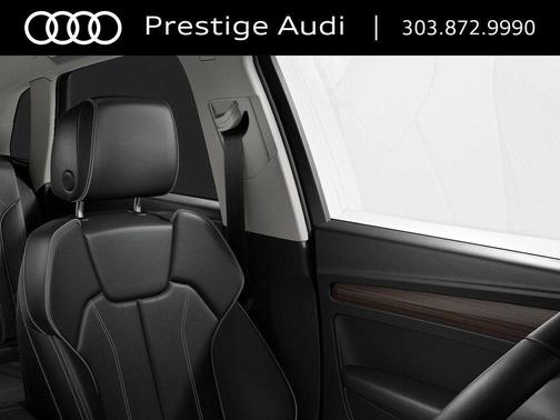 Mythos Black Metallic 2024 Audi Q5 45 S line Premium