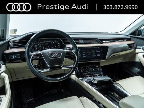 2019 Audi e-tron Premium Plus