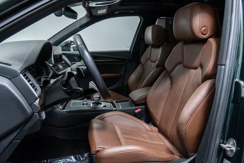 2020 Audi Q5 Premium Plus 55 TFSI e quattro S tronic
