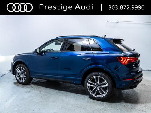 2025 Audi Q3 Premium 45 TFSI S line quattro Tiptronic