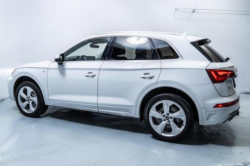 2023 Audi Q5 45 S line Prestige