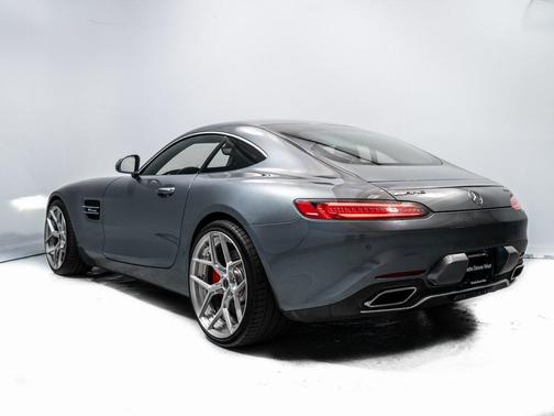 2016 Mercedes-Benz AMG GT S