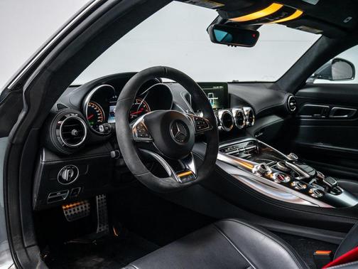 2016 Mercedes-Benz AMG GT S