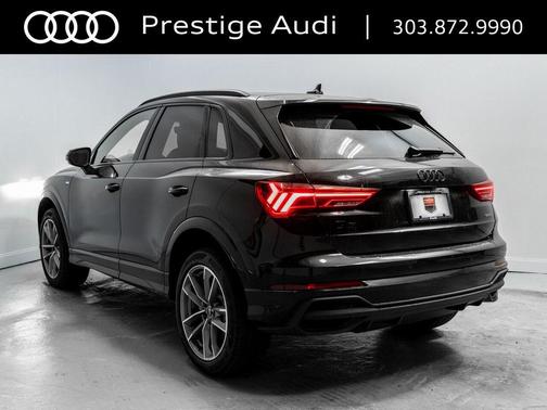 2025 Audi Q3 Premium 45 TFSI S line quattro Tiptronic