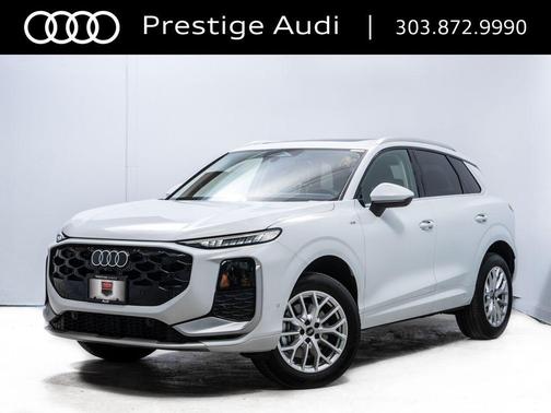 Glacier White Metallic 2026 Audi Q3 TFSI quattro S tronic