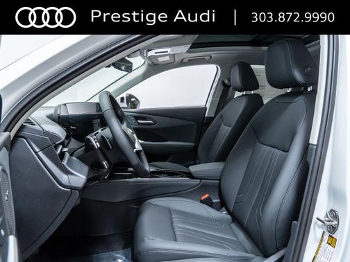 Glacier White Metallic 2026 Audi Q3 TFSI quattro S tronic