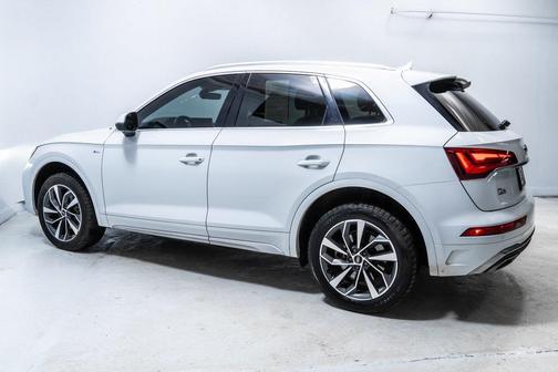 2023 Audi Q5 45 S line Premium Plus