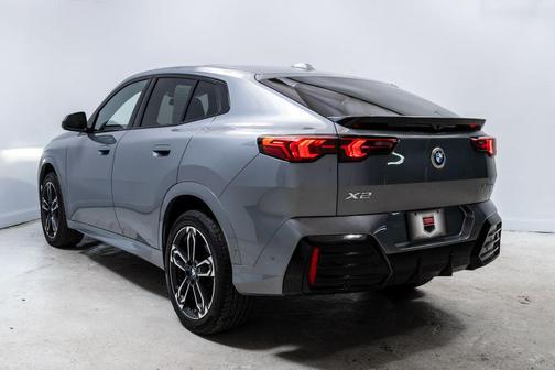 Skyscraper Grey Metallic 2025 BMW X2 xDrive28i
