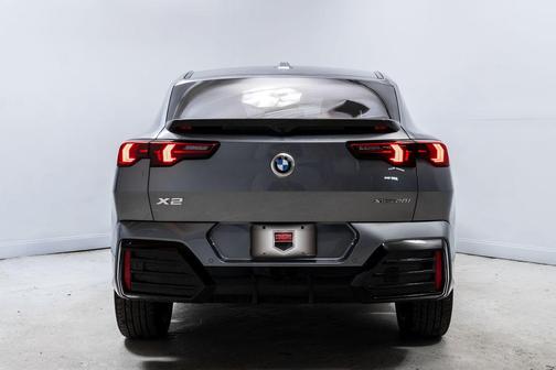 Skyscraper Grey Metallic 2025 BMW X2 xDrive28i