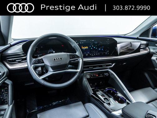 Navarra Blue Metallic 2025 Audi Q5 Premium Plus TFSI quattro S tronic