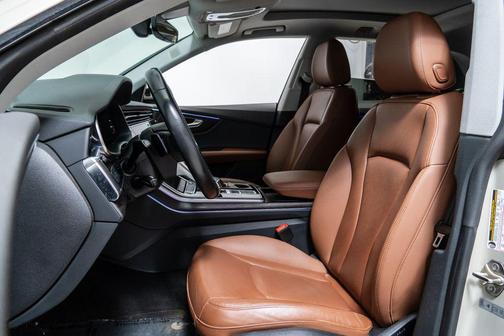 Vicuna Beige Metallic 2021 Audi Q8 55 Premium Plus