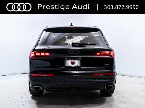 Mythos Black Metallic 2026 Audi Q7 55 Prestige