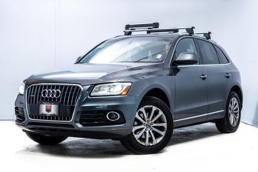 Daytona Gray Pearl Effect 2016 Audi Q5 2.0T Premium Plus