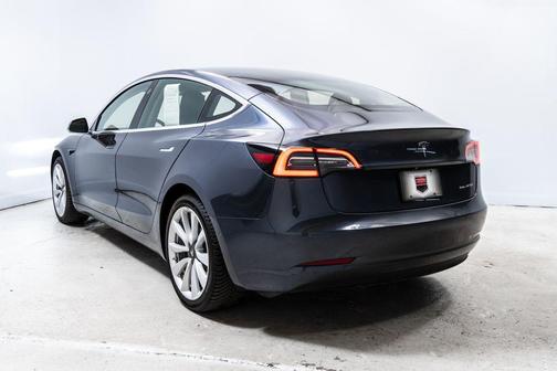 Midnight Silver Metallic 2020 Tesla Model 3 Long Range