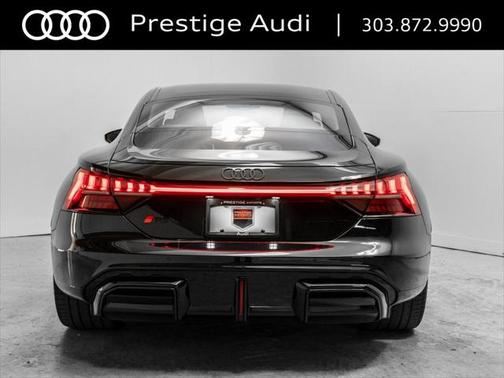 2025 Audi RS e-tron GT performance