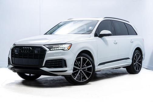 Glacier White Metallic 2023 Audi Q7 55 Premium Plus