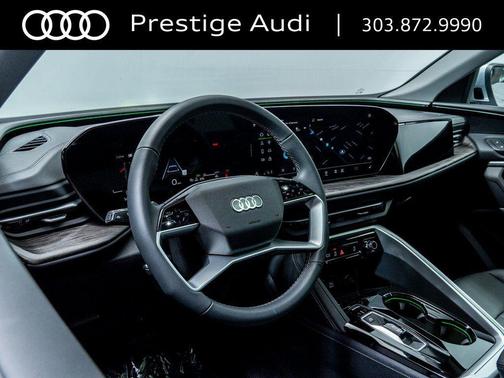 Florett Silver Metallic 2025 Audi Q5 Premium TFSI quattro S tronic