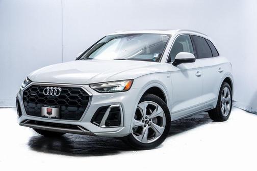 2022 Audi Q5 45 S line Premium Plus