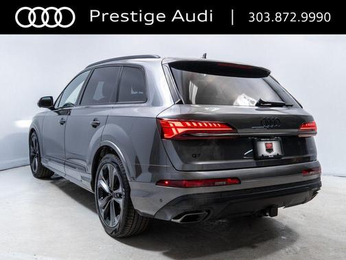 Samurai Gray Metallic 2026 Audi Q7 55 Premium Plus