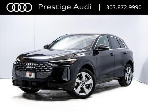 Mythos Black Metallic 2026 Audi Q5 Premium Plus TFSI quattro S tronic