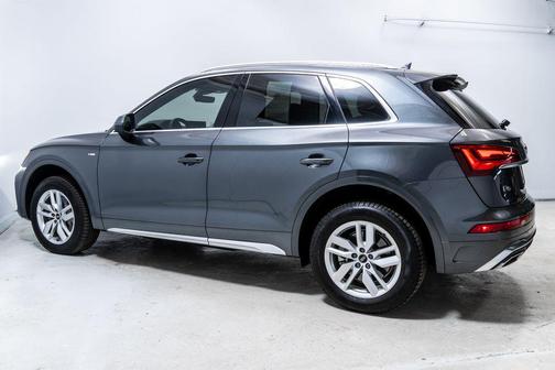 2023 Audi Q5 45 S line Premium