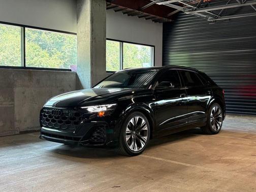 Mythos Black Metallic 2026 Audi Q8 55 Premium Plus