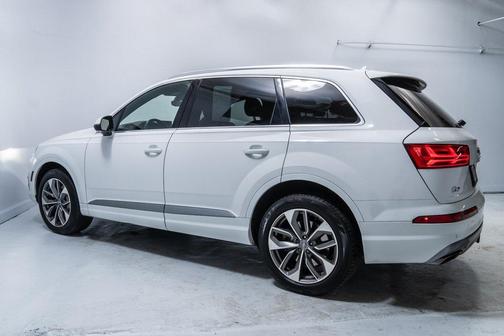 2018 Audi Q7 2.0T Premium Plus
