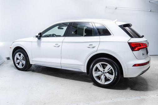 2018 Audi Q5 2.0T Tech Premium